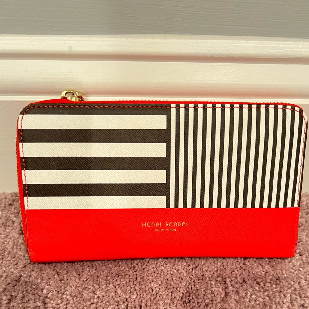 HENRI BENDEL ORANGE RED CENTENNIAL STRIPES ZIPPED WALLET